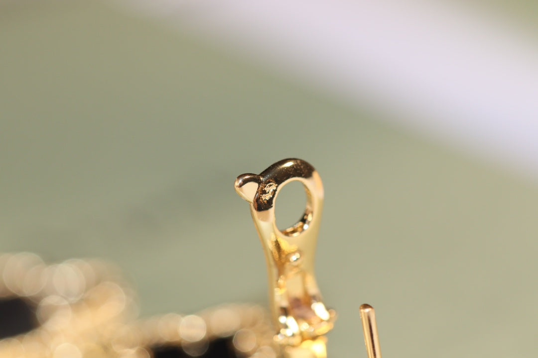 TimiCLOVER EARRINGS GOLD ONYX MOP 3 MOTIF