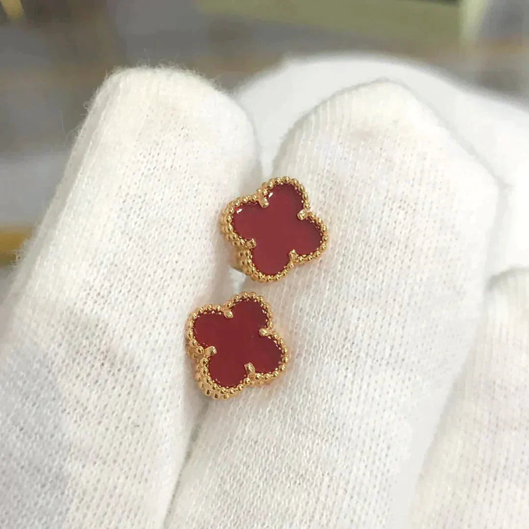 ¡®Timi¡¯CLOVER MINI 9.5MM CARNELIAN EARRINGS