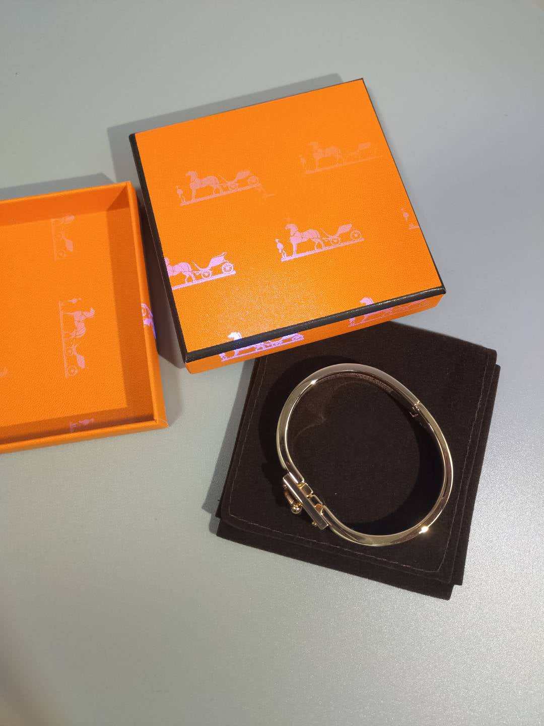 TimiH ORANGE BRACELET