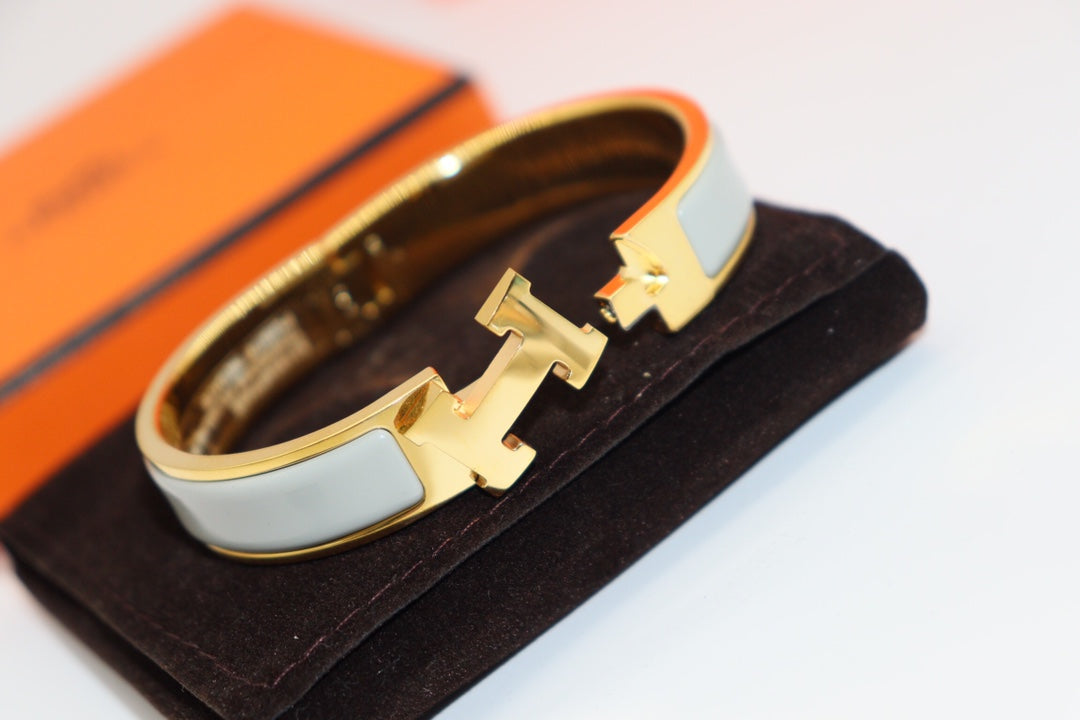 TimiH LIGHT BLUE BRACELET