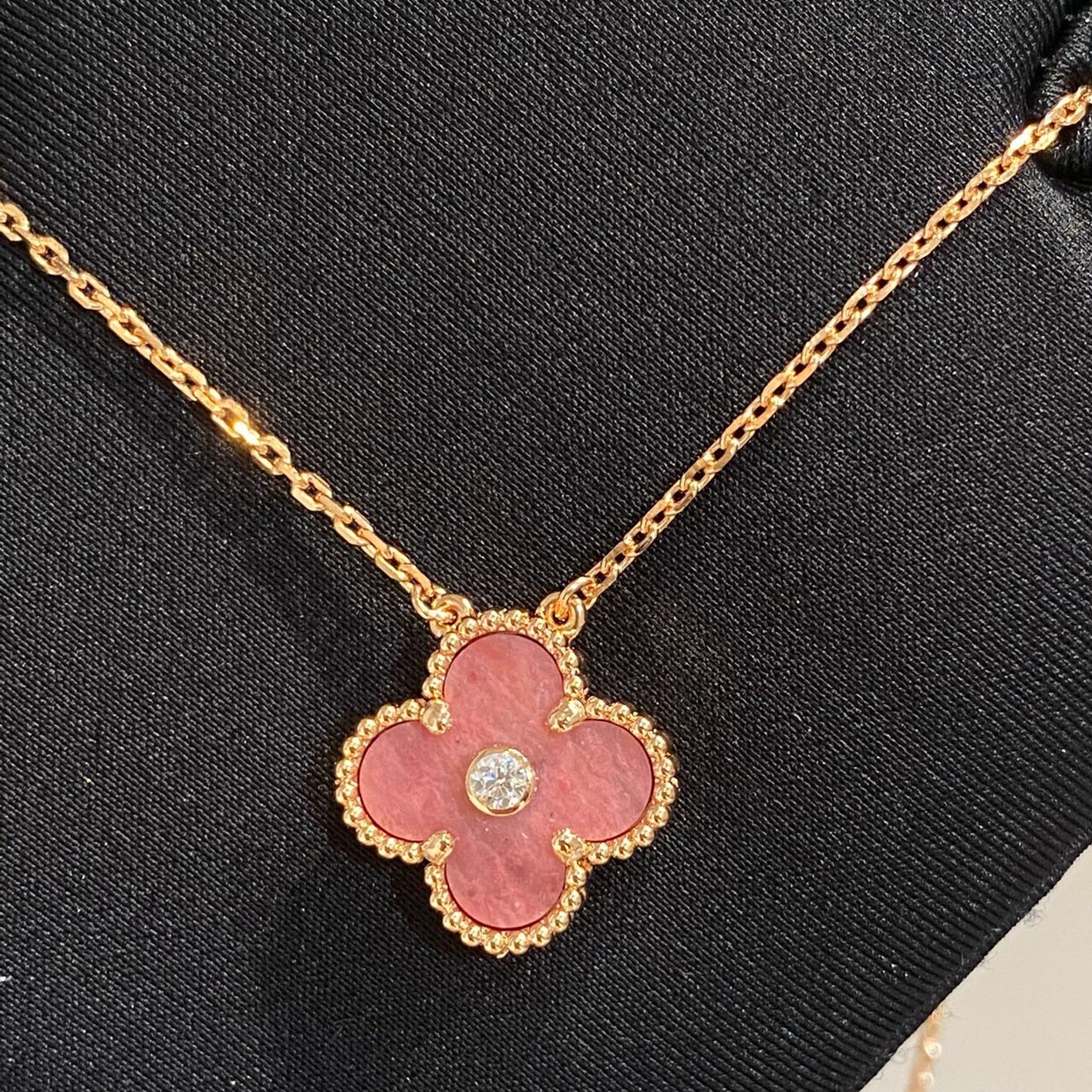 TimiCLOVER 15MM DIAMOND RHODONITE NECKLACE