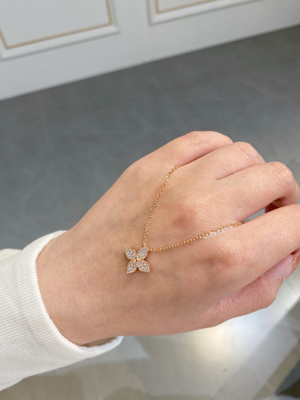 TimiSTAR DIAMOND NECKALCE