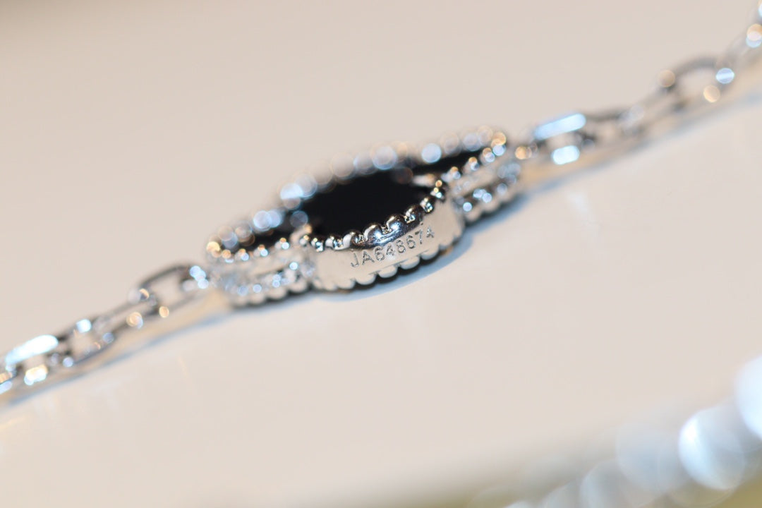 TimiCLOVER 20 MOTIFS ONYX DIAMOND SILVER