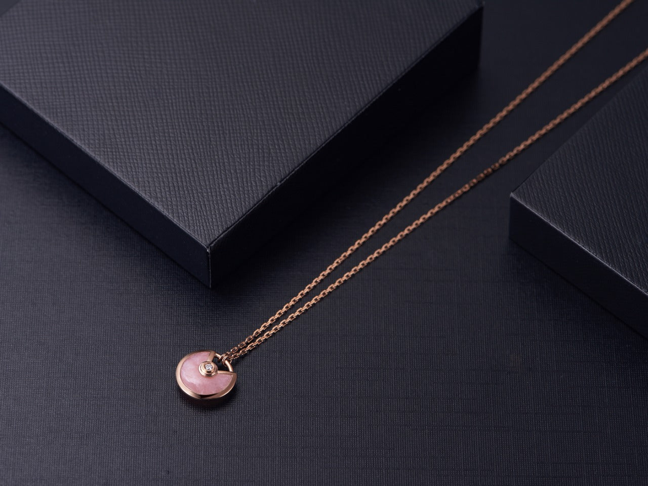 TimiAMULETTE ROSE GOLD PINK MOP NECKLACE