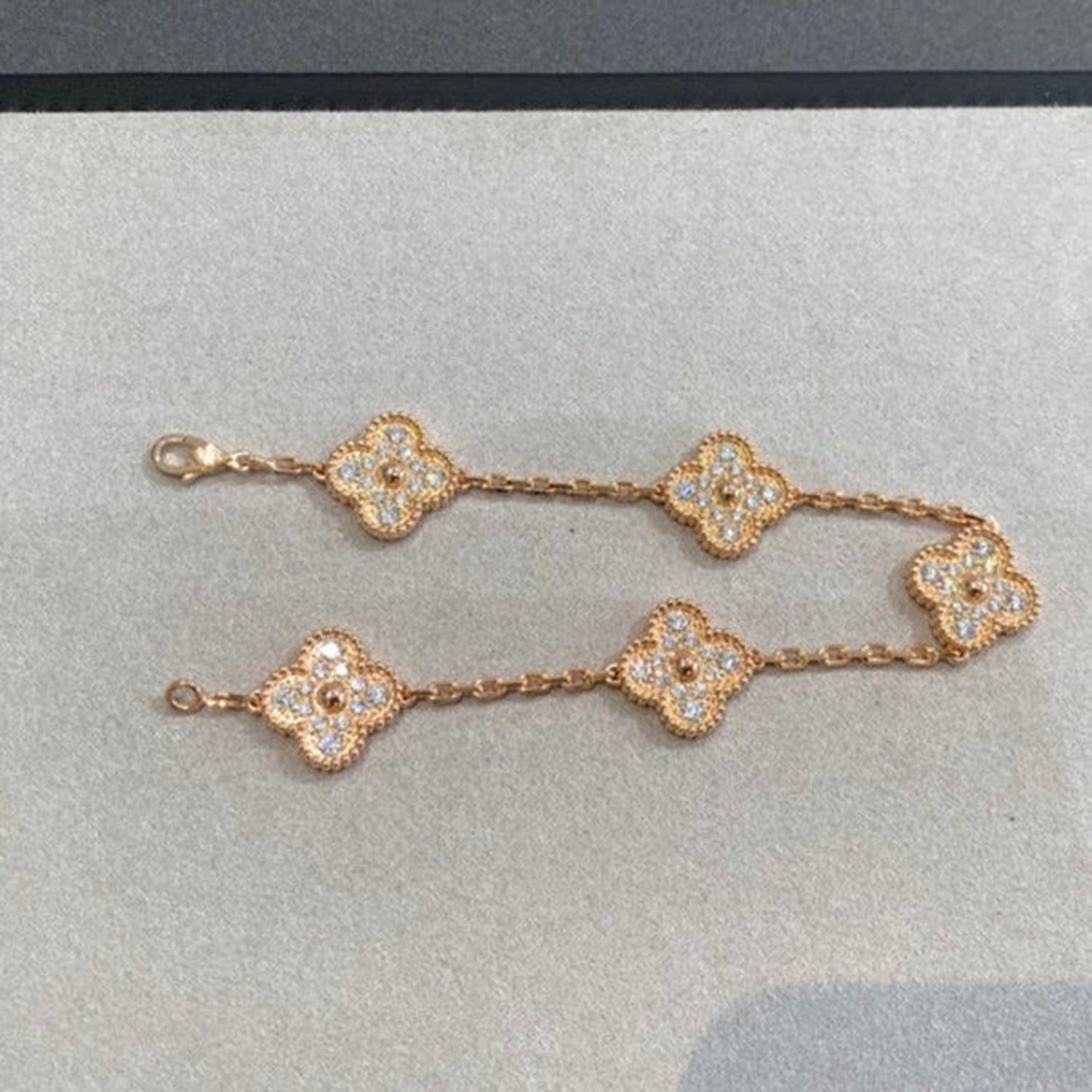 [Timi] New  CLOVER 5 MOTIF FULL DIAMOND BRACELET COLLECTION