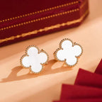 TimiCLOVER MEDIUM 1 MOTIFS  WHITE MOP STUD EARRINGS