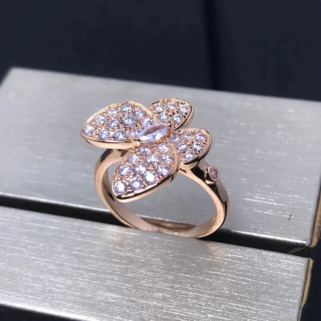 TimiBUTTERFLY PINK GOLD DIAMOND RING
