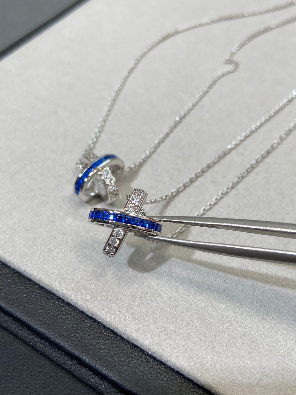 TimiLIENS DIAMOND SILVER NECKLACE