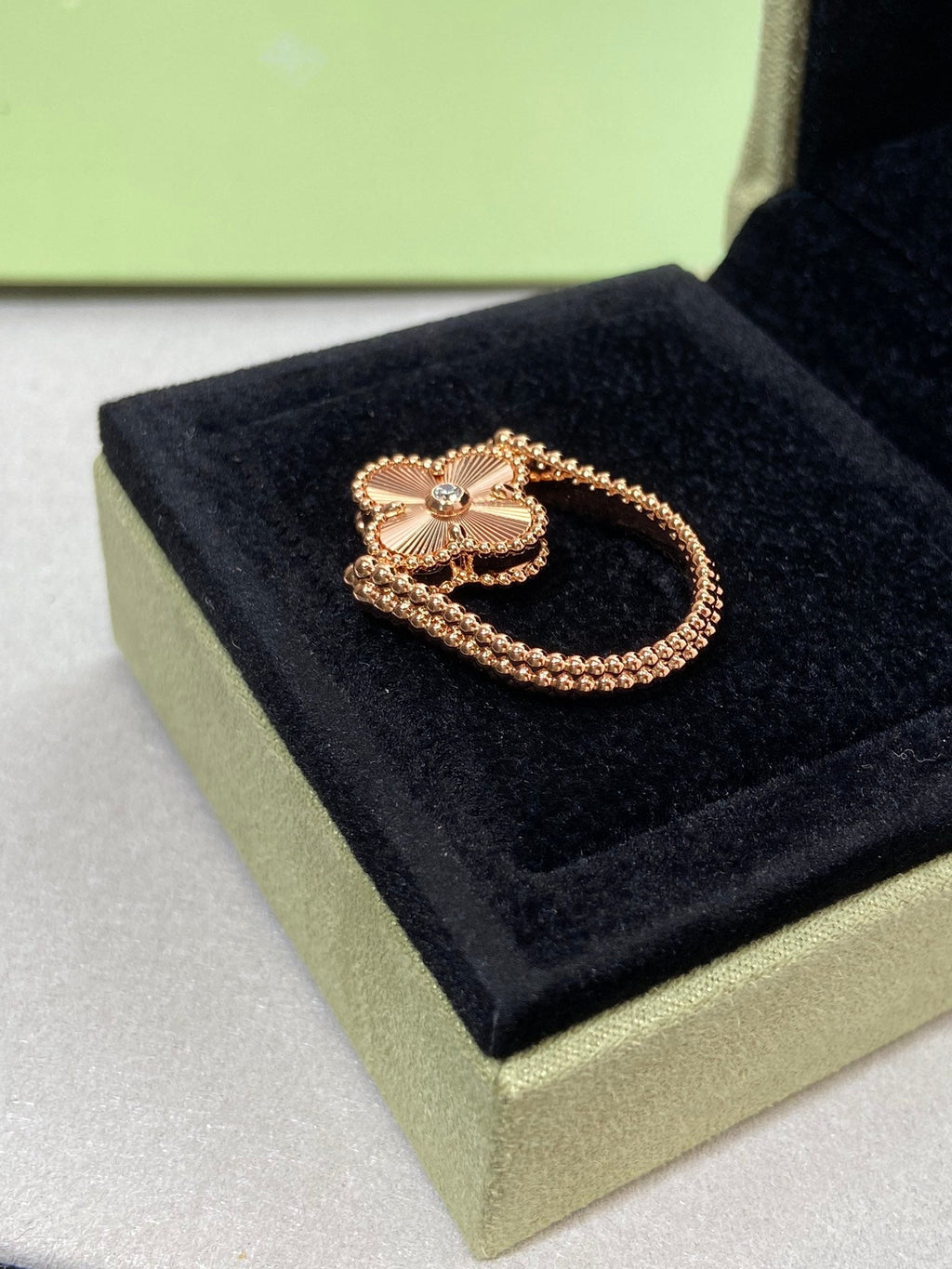 TimiCLOVER RIVERSIBLE ROSE GOLD RING