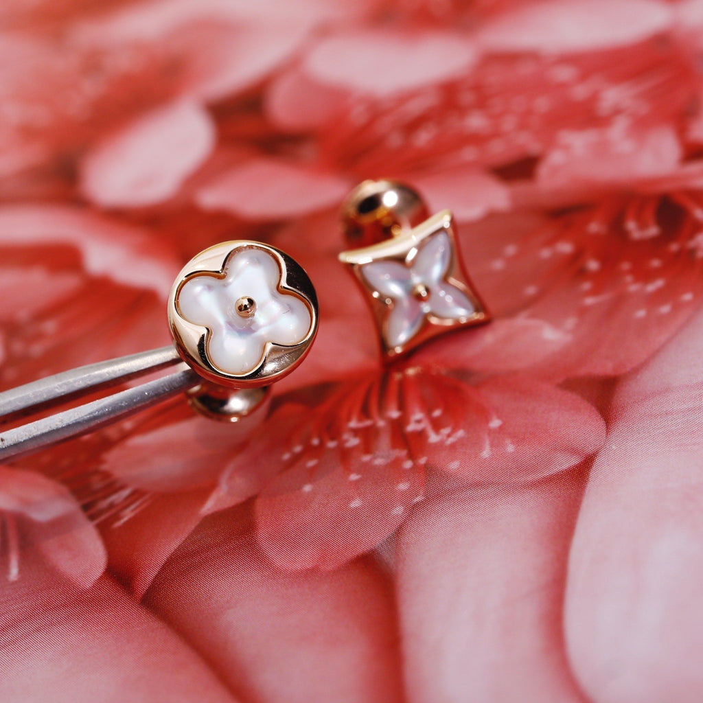 TimiSTAR AND SUN PINK GOLD MOP STUD EARRINGS