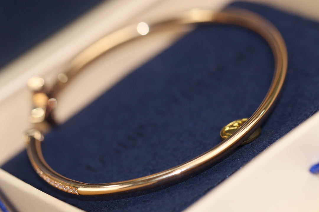 TimiIDYLLE PINK GOLD OPEN BRACELET DIAMOND PAVED