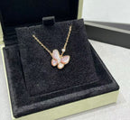 [Timi] BUTTERFLY PINK MOTHER-OF-PEARL DIAMOND NECKLACE