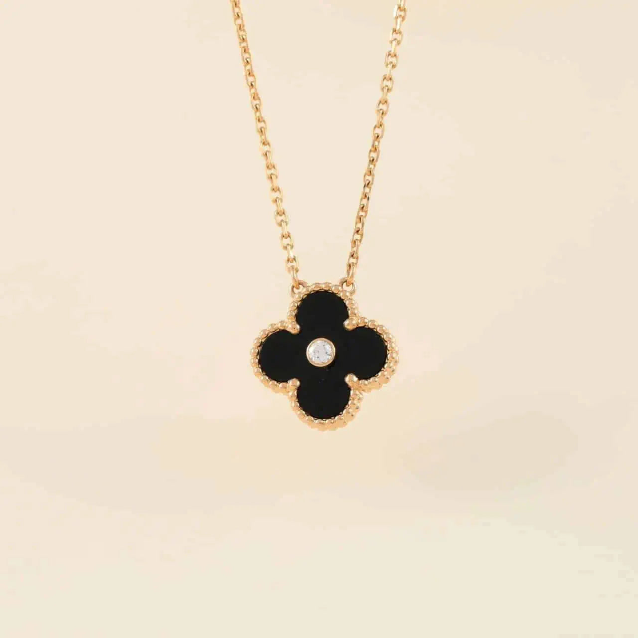 ¡®Timi¡¯CLOVER 15MM DIAMOND ONYX NECKLACE