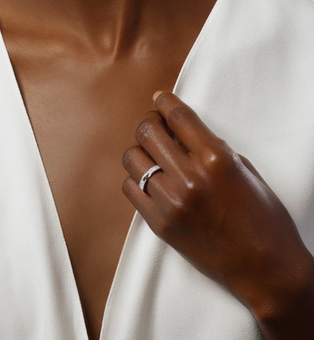 TimiALLIANCE LIENS VIDENCE PAVED DIAMOND 4MM RING