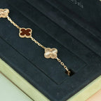 [Timi]New  CLOVER 5 MOTIF RED CORNELIAN BRACELET COLLECTION
