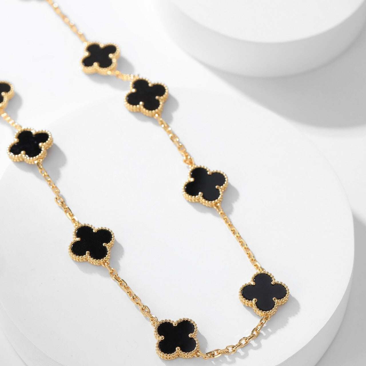 TimiCLOVER 10 MOTIFS ONYX NECKLACE