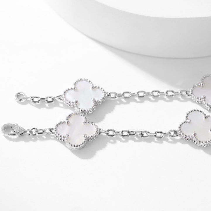 TimiCLOVER 10 MOTIFS WHITE MOTHER OF PEARL NECKLACE