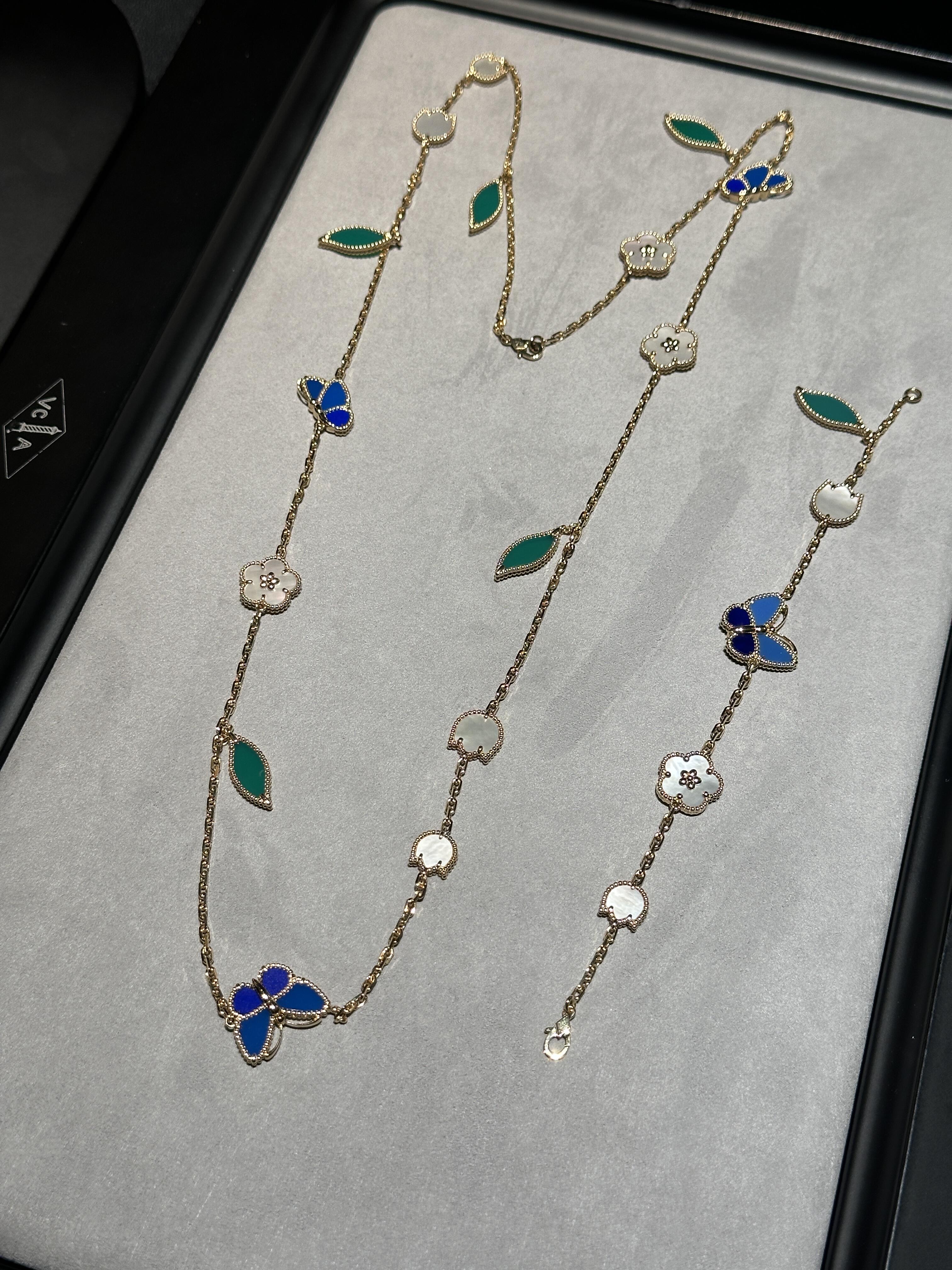 [Timi ] 26 NEW CLOVER 15 MOTIFS LUCKY NECKLACE