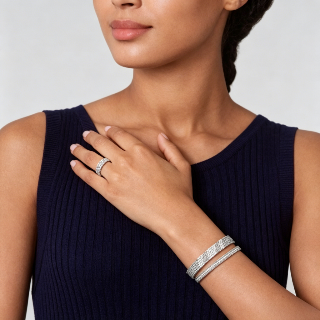 [Timi]  THREE-ROW DIAMOND RING