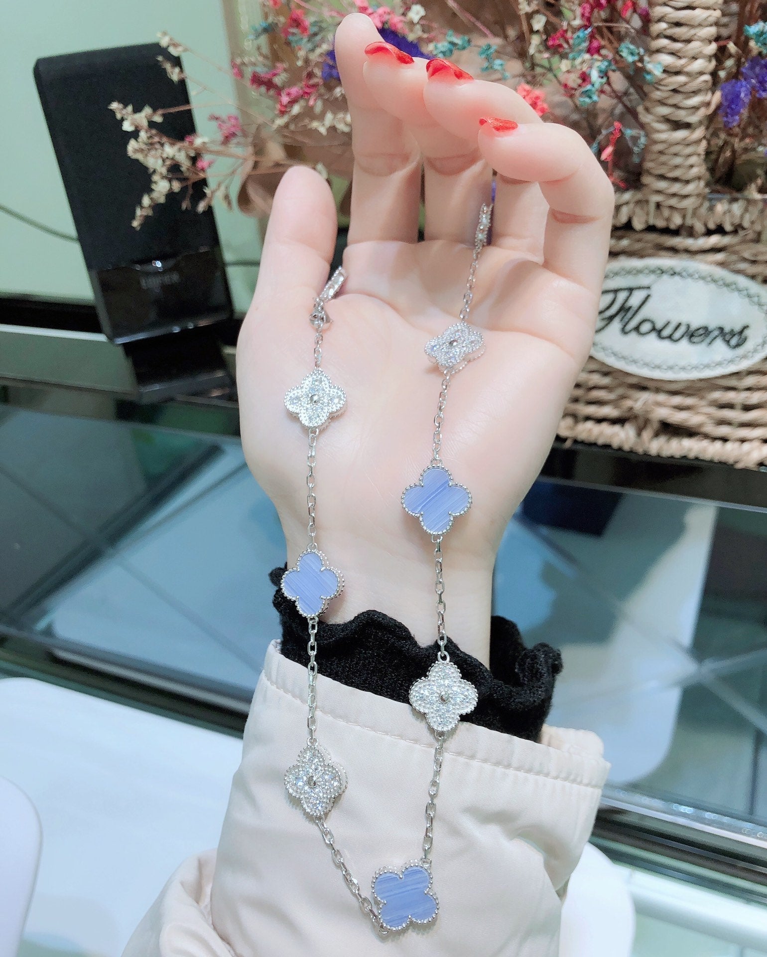 TimiCLOVER 10 MOTIFS CHALCEDONY DIAMONDS SILVER NECKLACE